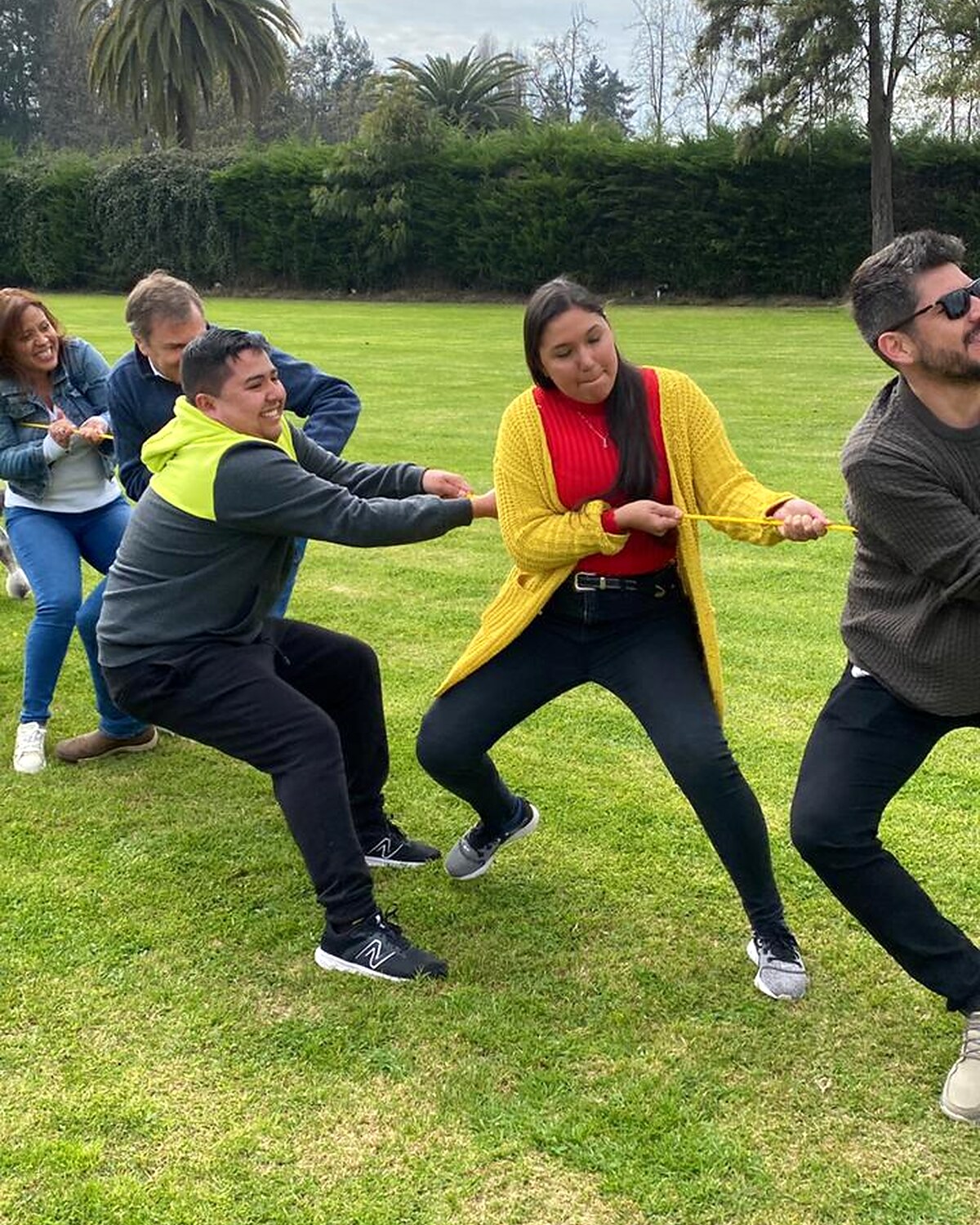 Participantes en desafío de equipo